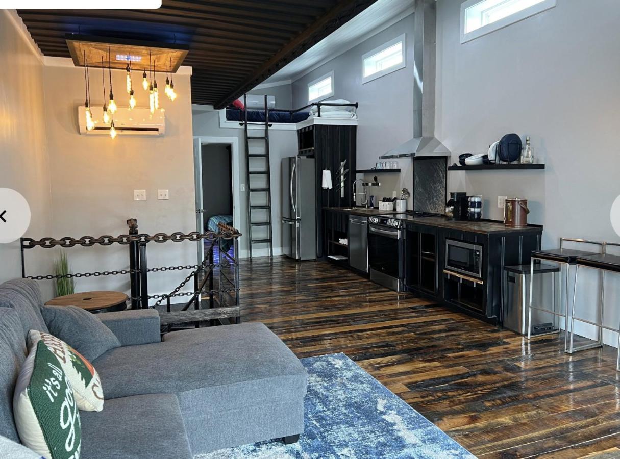 Lockridge Park Hotel Данвил Екстериор снимка