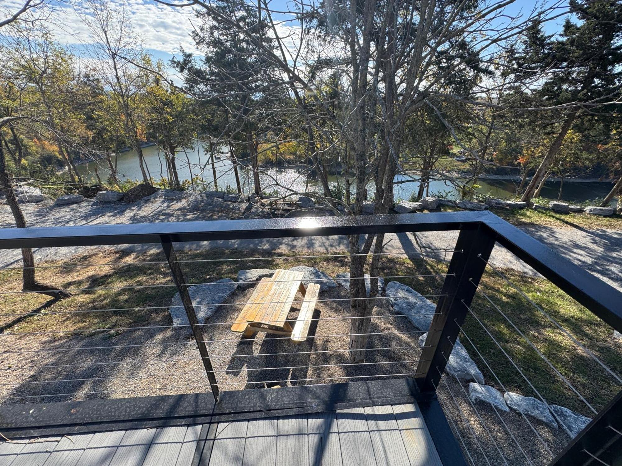 Lockridge Park Hotel Данвил Екстериор снимка