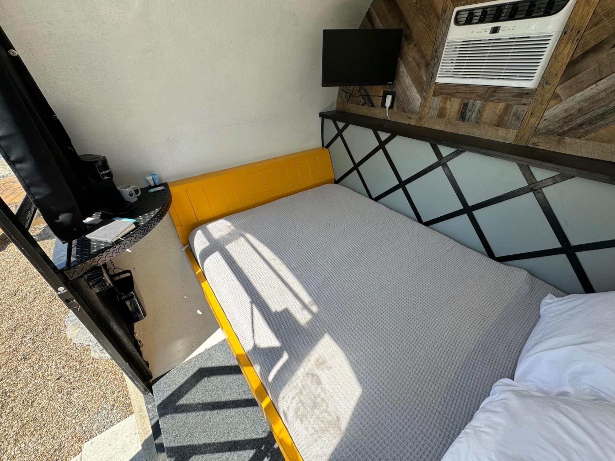 Lockridge Park Hotel Данвил Екстериор снимка