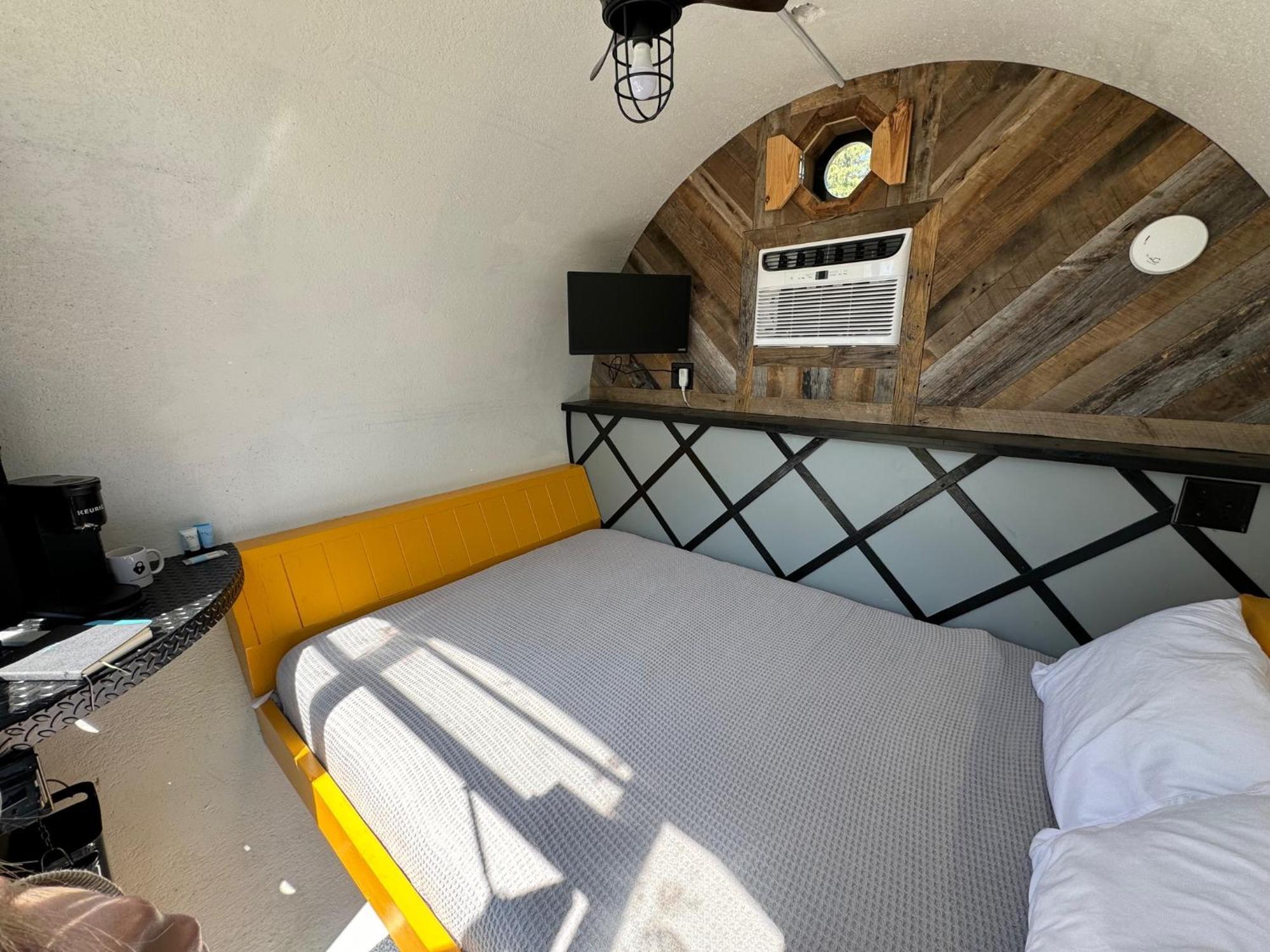 Lockridge Park Hotel Данвил Екстериор снимка