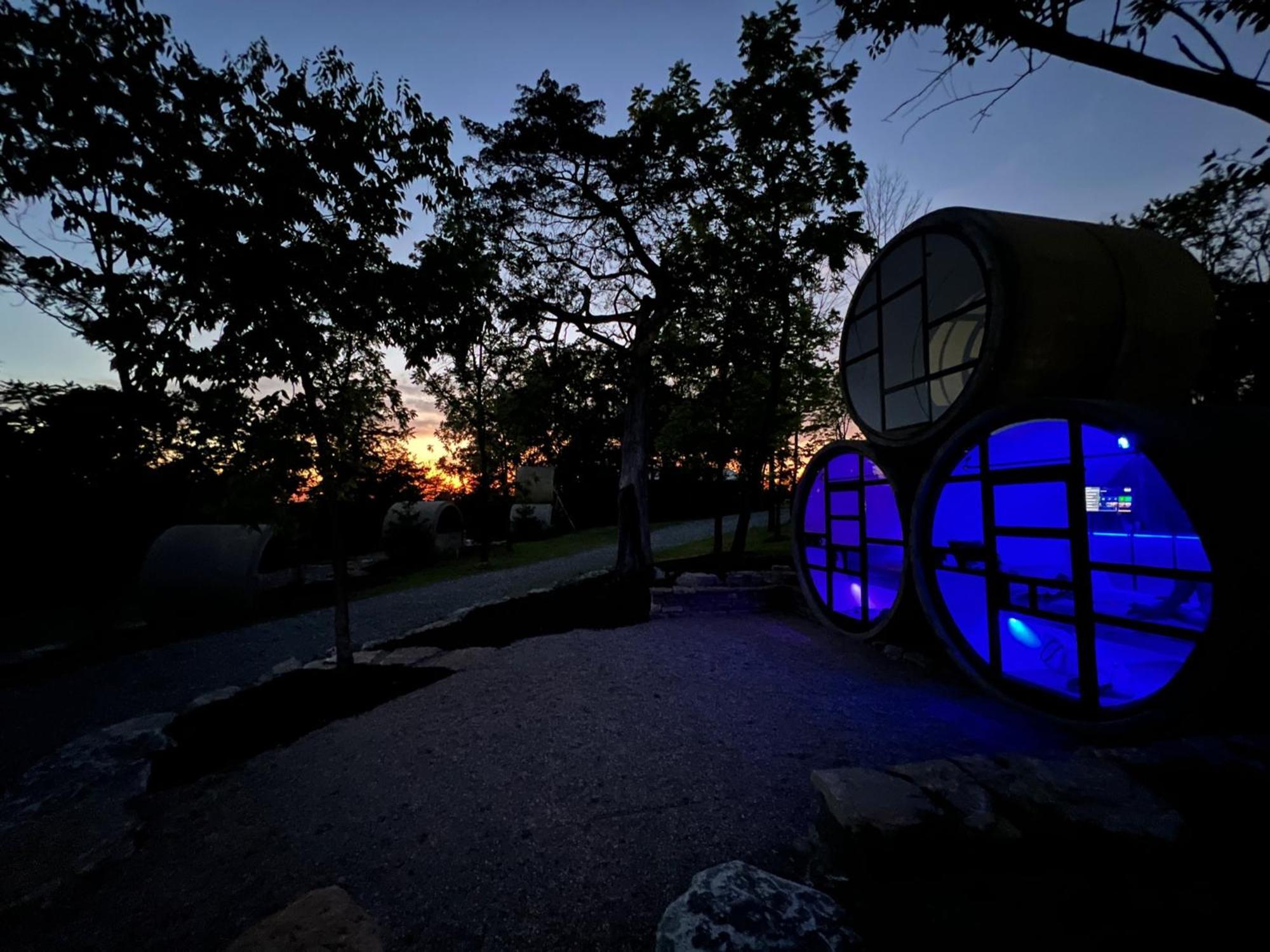 Lockridge Park Hotel Данвил Екстериор снимка