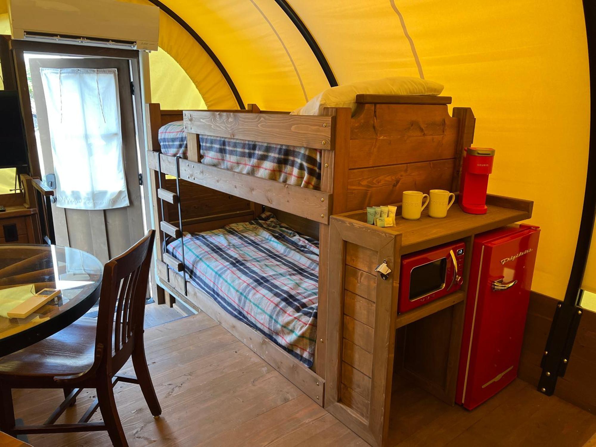 Lockridge Park Hotel Данвил Екстериор снимка